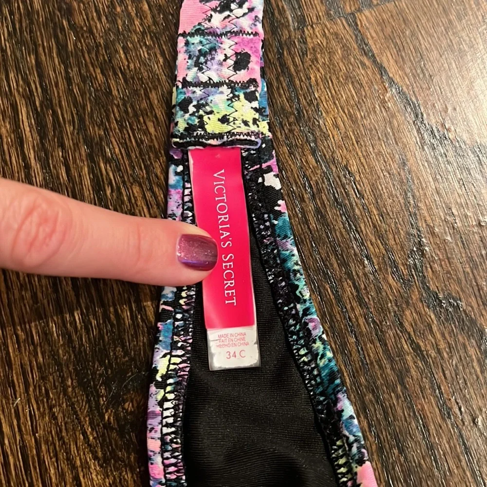Victoria’s Secret bathing suit top - Picture 3 of 5